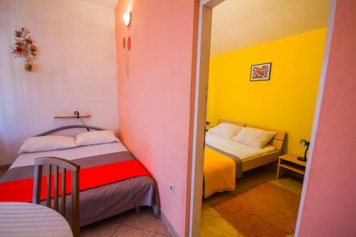 Jazina Apartments