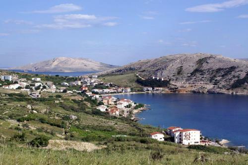 Hostal Double Room Metajna 3305o