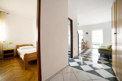 Apartments With A Parking Space Caska (pag) - 4089