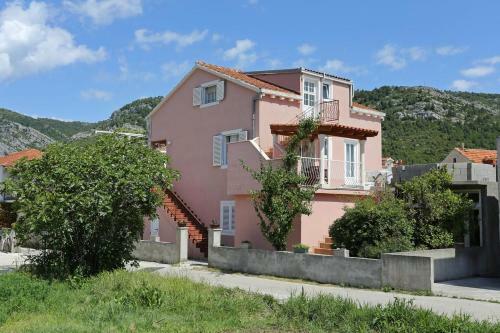 Apartment Zuljana 10112a