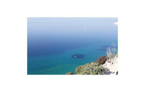 0-bedroom Apartment In Stara Baska 1
