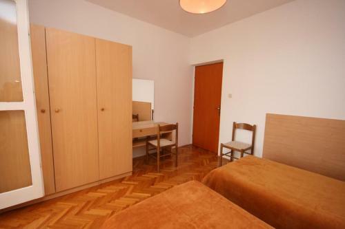 Apartments With A Parking Space Starigrad (paklenica) - 6563