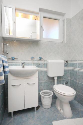 Apartments By The Sea Tkon (pasman) - 6215