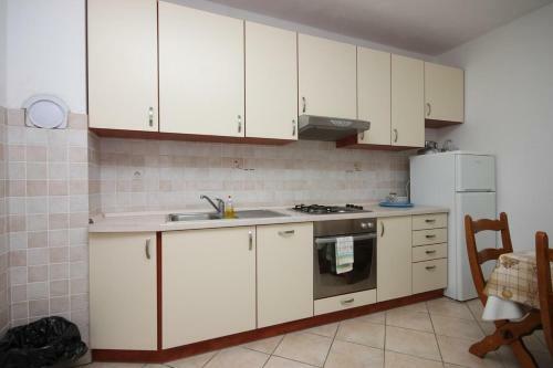 Apartments By The Sea Tkon (pasman) - 6221