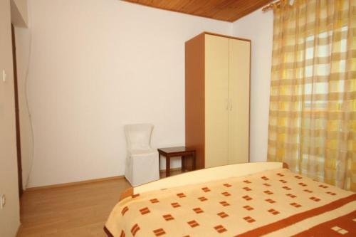 Apartments With A Parking Space Tkon (pasman) - 4307