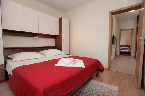 Apartments With A Parking Space Mavarstica (ciovo) - 11563