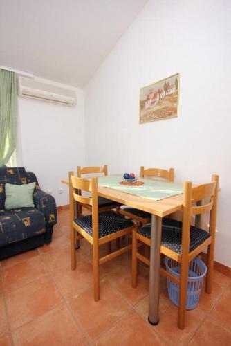 Apartment Okrug Gornji 9441d