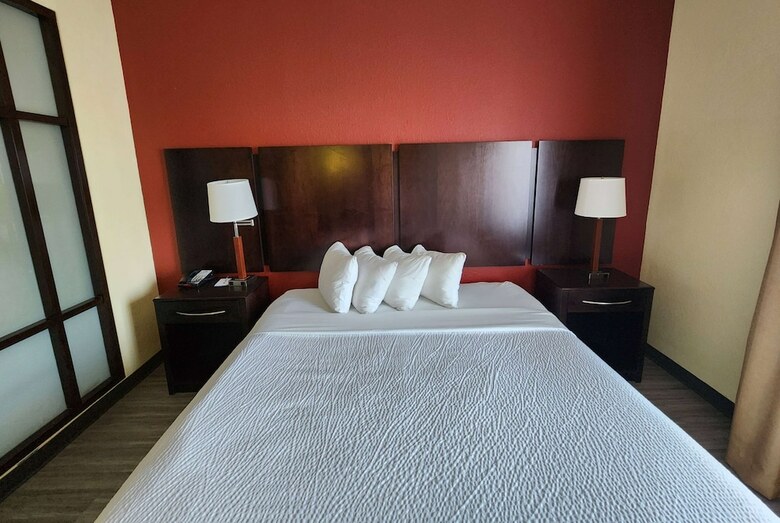 Hotel Comfort Suites West Energy Corridor