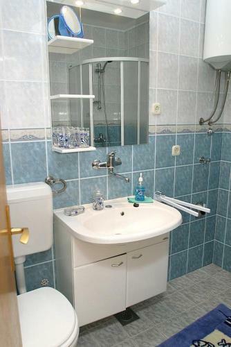 Apartment Slatine 972b