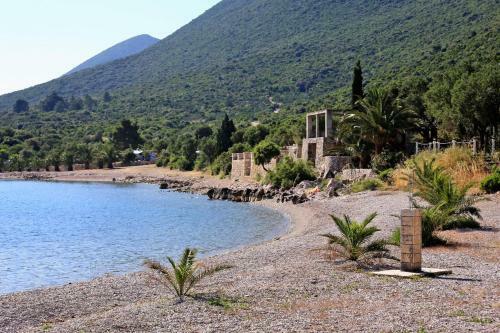 Apartments With A Parking Space Trpanj (Peljesac) - 10083