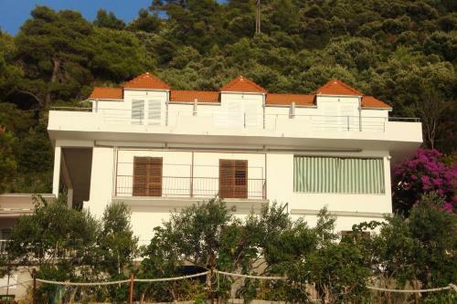 Apartamentos Studio Ubli 8354a