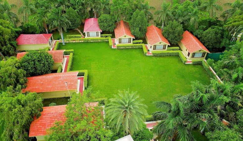 Hotel Rajputana Resort (t)