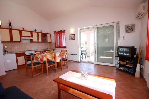 Apartamentos Branka Vabriga With Balcony Near Porec