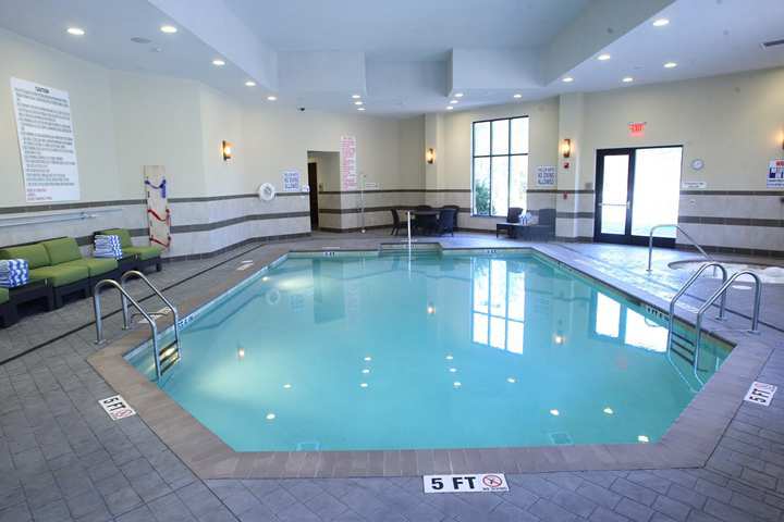 Hotel Embassy Suites - Savannah Airport