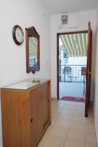 Apartments By The Sea Vinisce (trogir) - 5967