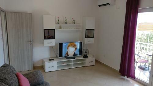 Apartments With A Parking Space Vinisce (trogir) - 12676