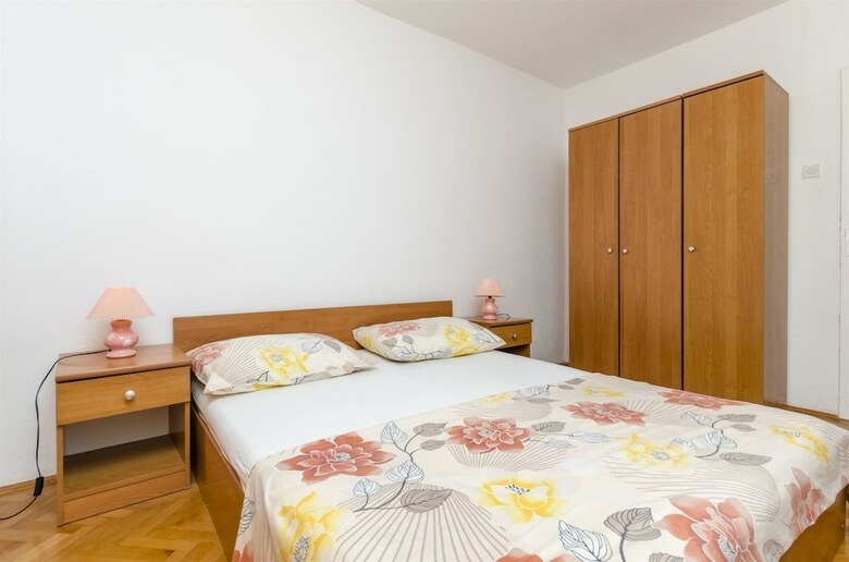 Apartamentos House Marin