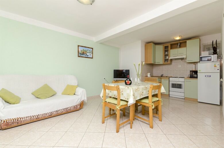 Apartamentos House Marin