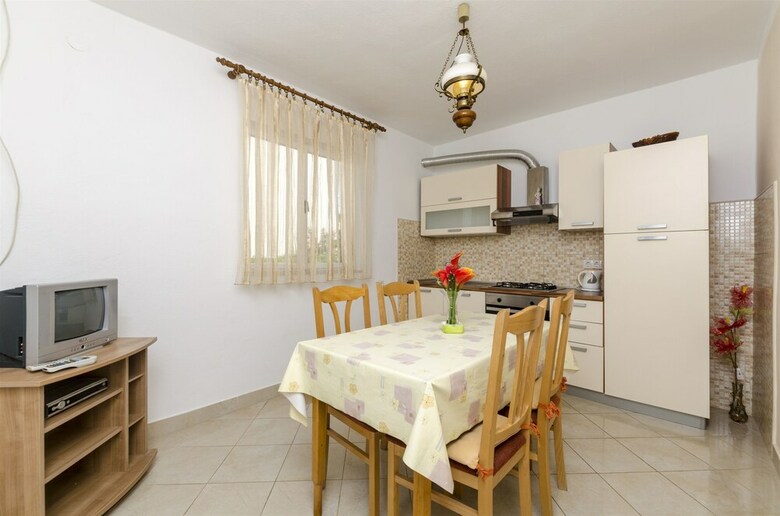 Apartamentos House Marin