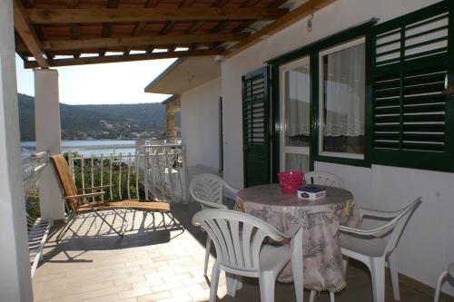 Apartment Vinisce 4288b