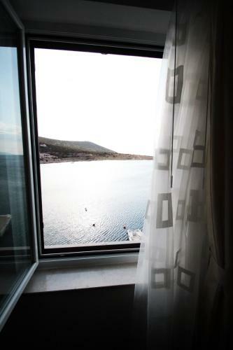 Apartments Jakov