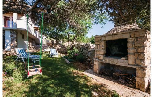 Two-bedroom Apartment In Vinjerac