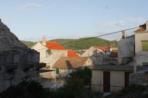 Apartments By The Sea Vis - 8921