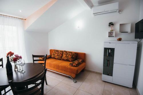 Apartments With A Parking Space Vodice - 15734