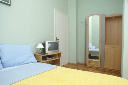 Apartments With A Parking Space Vodice - 4172