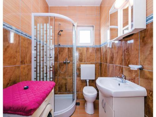 Two-bedroom Holiday Home In Vrana