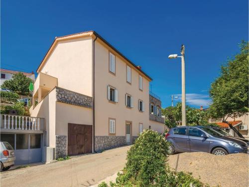 Two-bedroom Apartment In Vrbnik