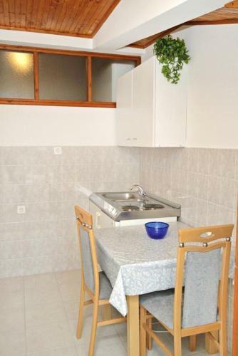 Apartments With A Parking Space Vrsi - Mulo (zadar) - 5796