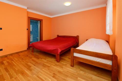 Apartment Claudeta With Sea View
