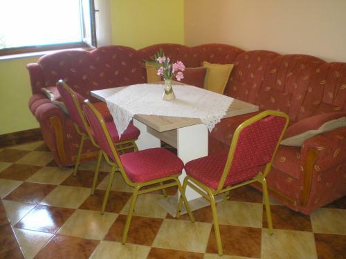 Hostal Pansion Adria Haus
