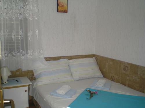Hostal Pansion Adria Haus
