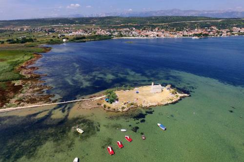 Apartments By The Sea Posedarje (novigrad) - 12402