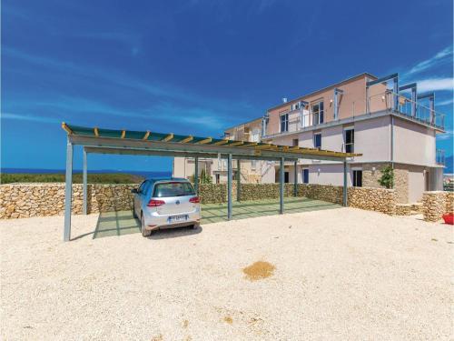 Apartment Povljana With Sea View II