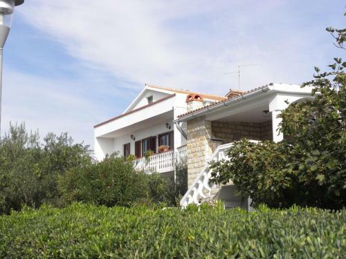 Apartments Pere