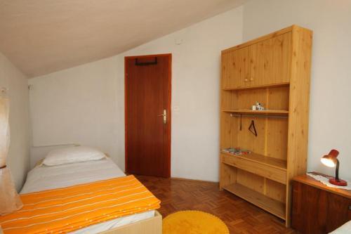Apartments With A Parking Space Preko (ugljan) - 8179