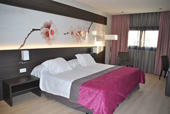 Brea's Hotel