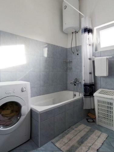 Hostal Apartments And Rooms Mirja