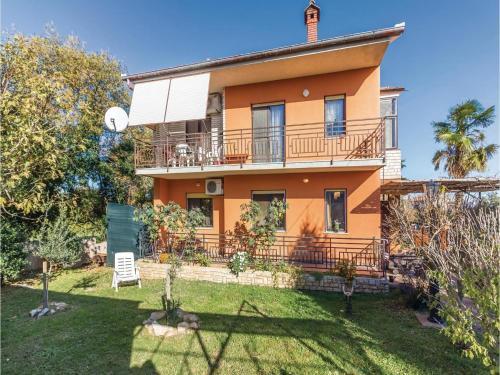 Two-bedroom Apartment In Pula