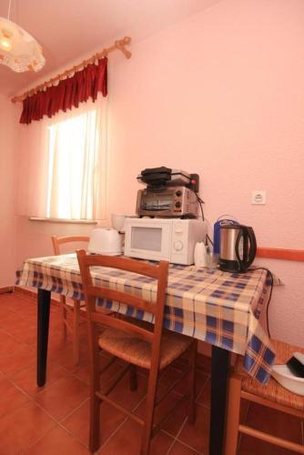 Apartments With A Parking Space Banjole (pula) - 7242