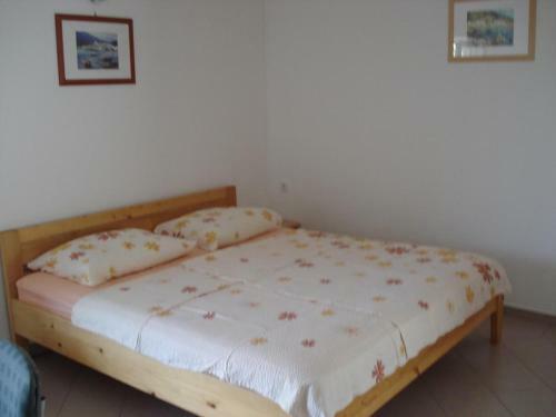 Apartments With A Parking Space Banjol (rab) - 14134