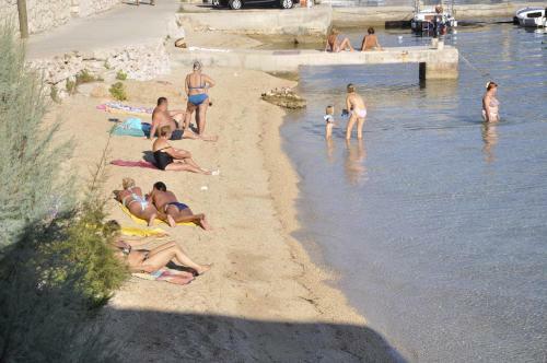 Apartments With A Parking Space Barbat (rab) - 12871