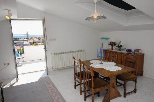 Apartments With A Parking Space Banjol (rab) - 5022