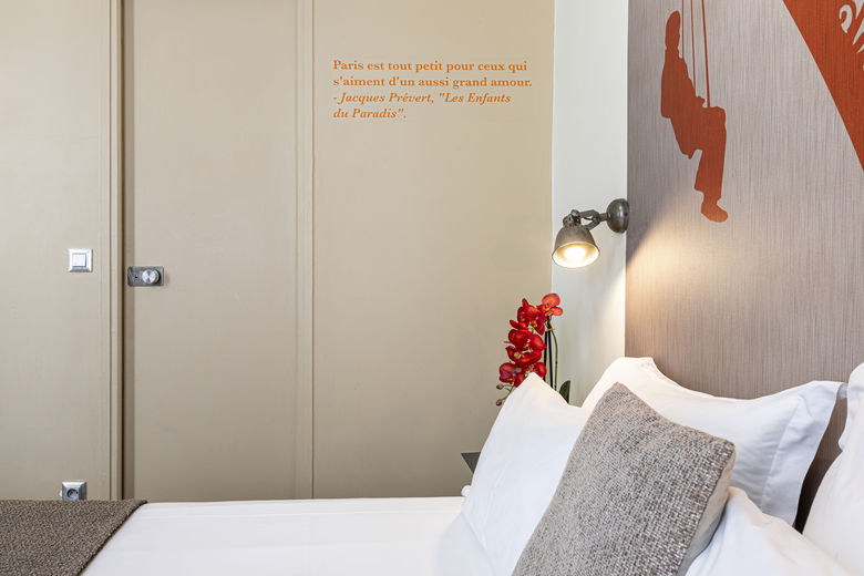 Hotel Alpha Tour Eiffel