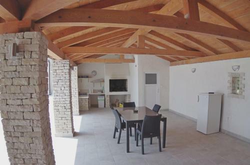 Apartment In Rakalj/istrien 36051