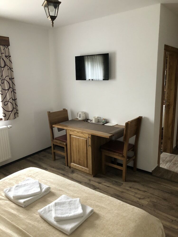 Hostal House Flora