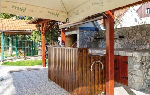 Two-bedroom Apartment In Ravna Gora